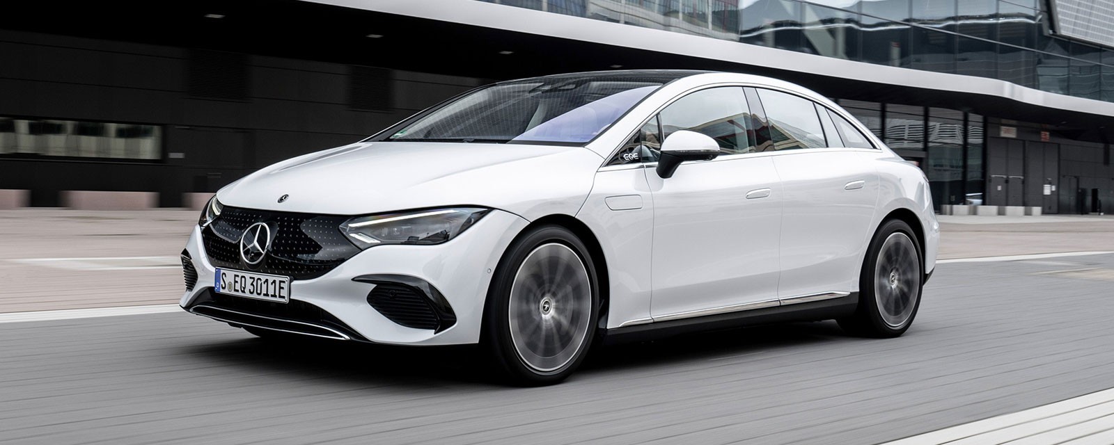 Mercedes-Benz EQE Kiralama